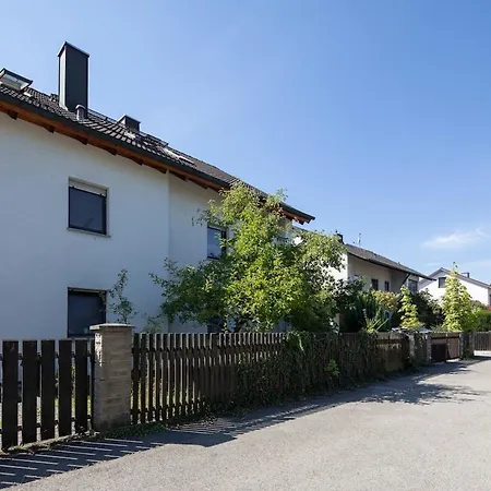 Apartamento Gemuetliche Nahe Muenchen Mit Kleinem Garten *